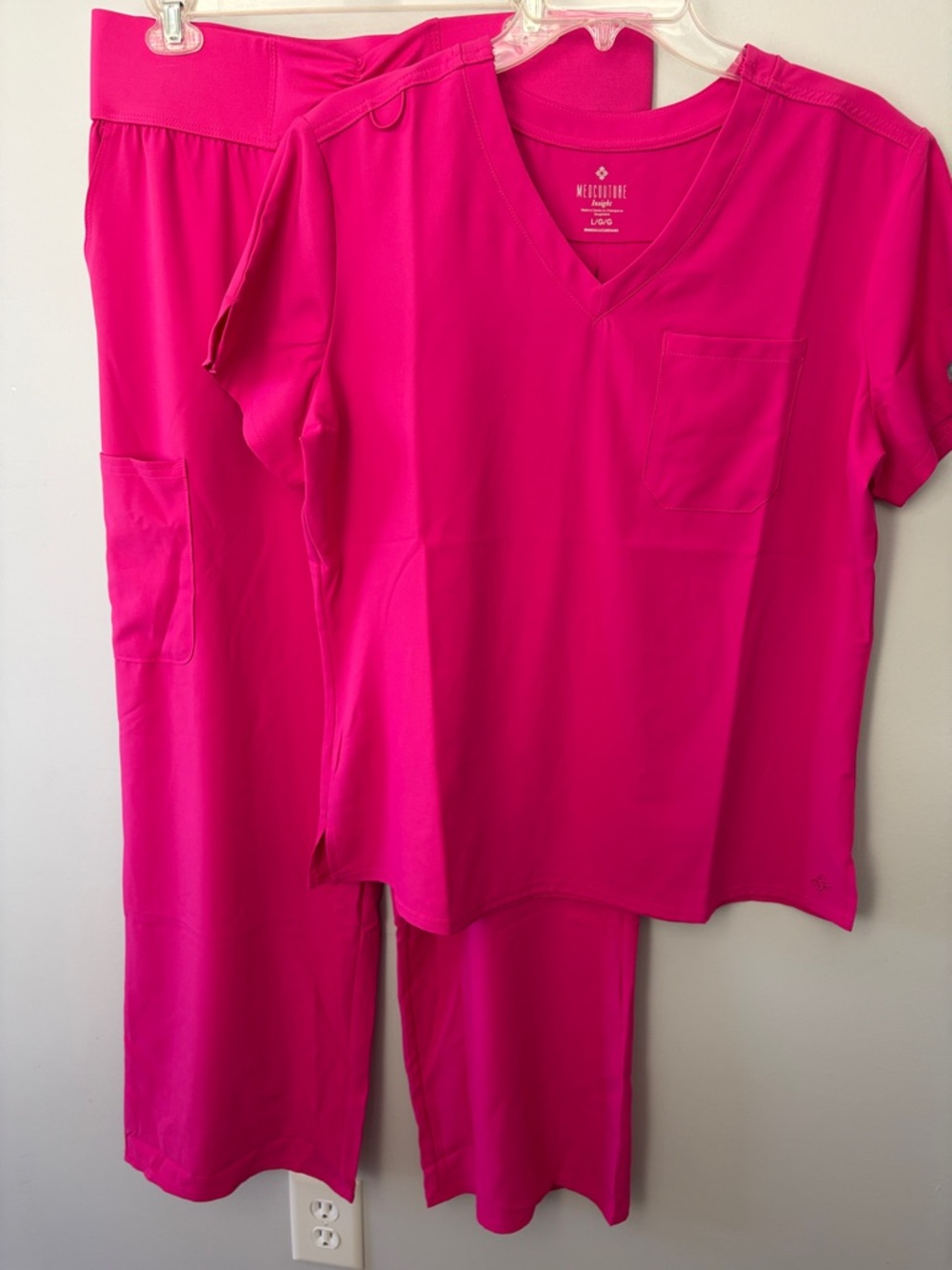 Med Couture Women's Scrub Set in Fuchsia. Size L